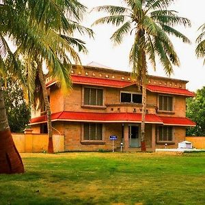 Stay Guru Resort Farm Villa